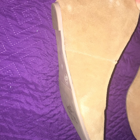 Tan wedges worn a couple of times - Picture 2 of 4